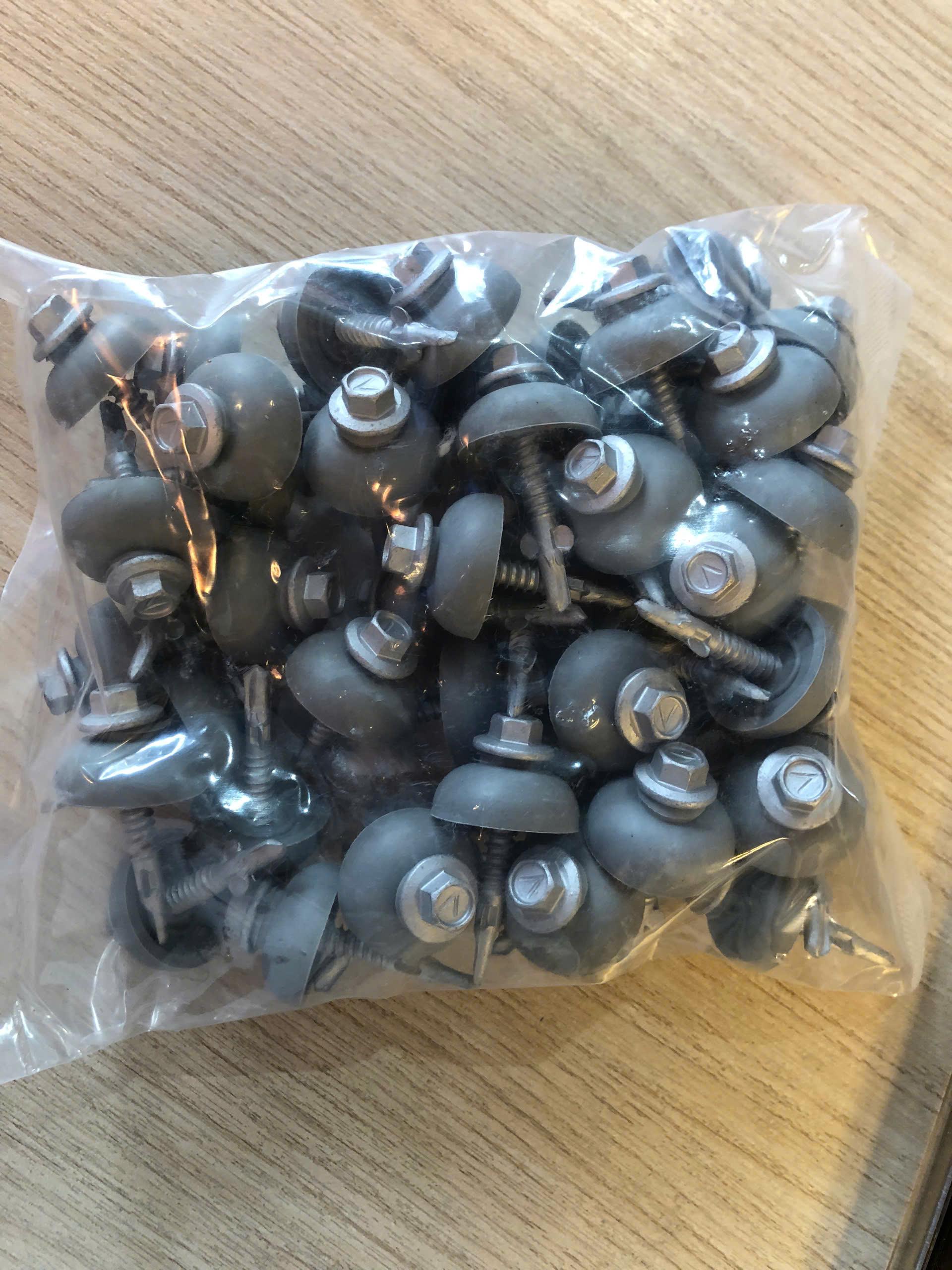 z7334876400309_63d8dd8072d5a7e4fc573911d61758ac